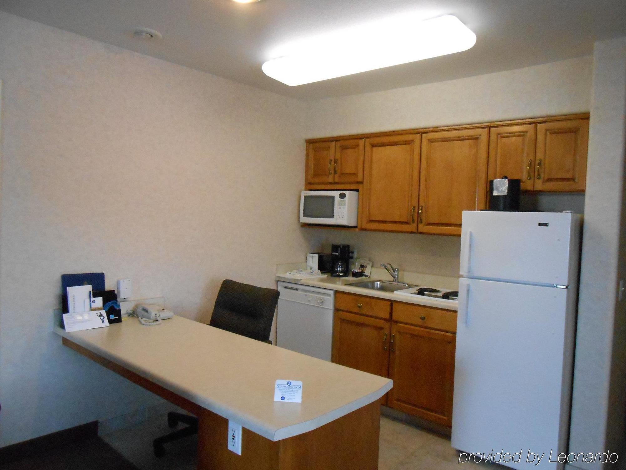 Best Western Plus A Wayfarer'S Inn & Suites Κίνγκμαν Δωμάτιο φωτογραφία